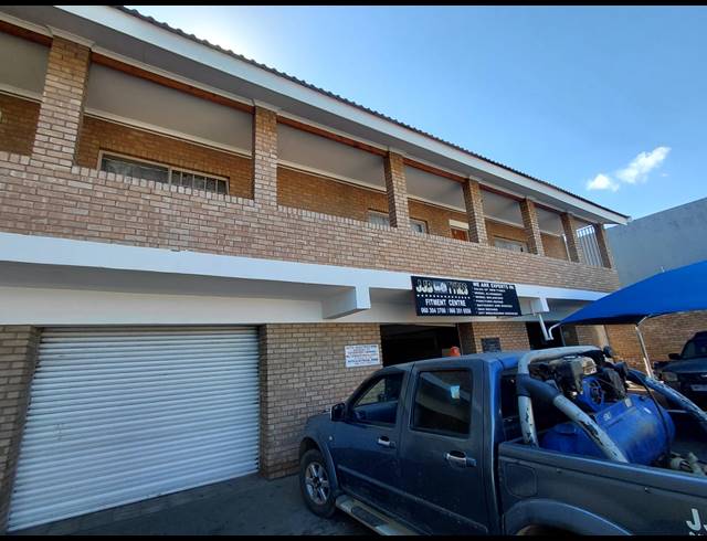 1,400M² BUSINESS FOR SALE IN ANNADALE